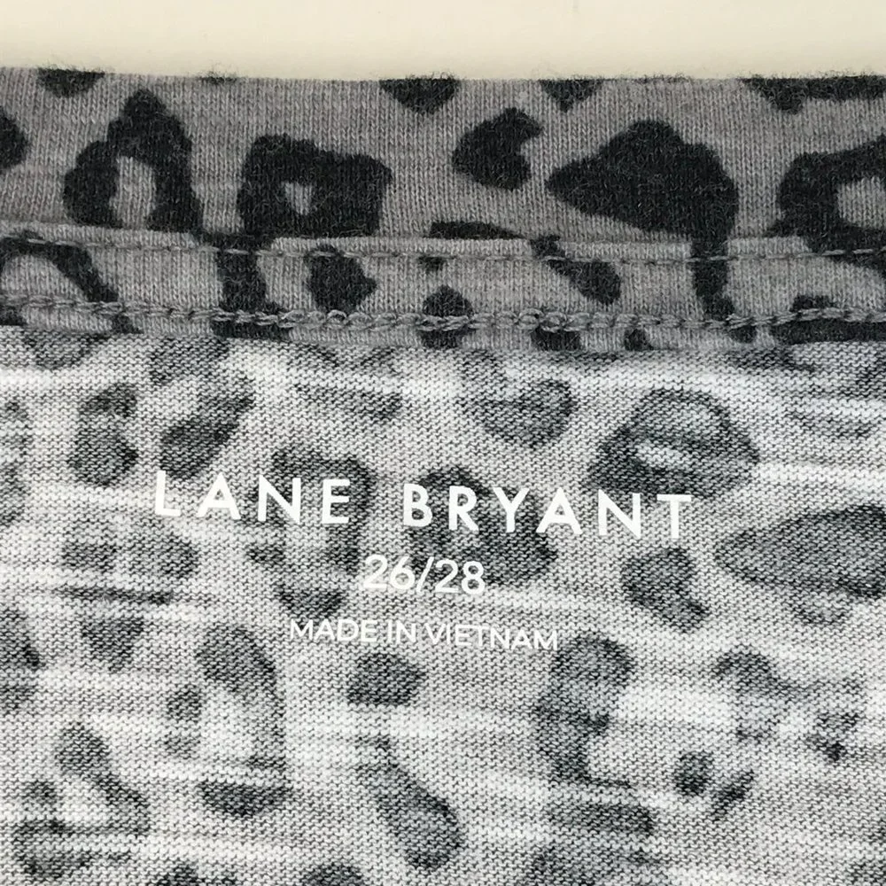 Lane Bryant Animal Print Tee Women's Plus Size 26/28 Crew Neck Long Sleeves - Picture 2 of 12